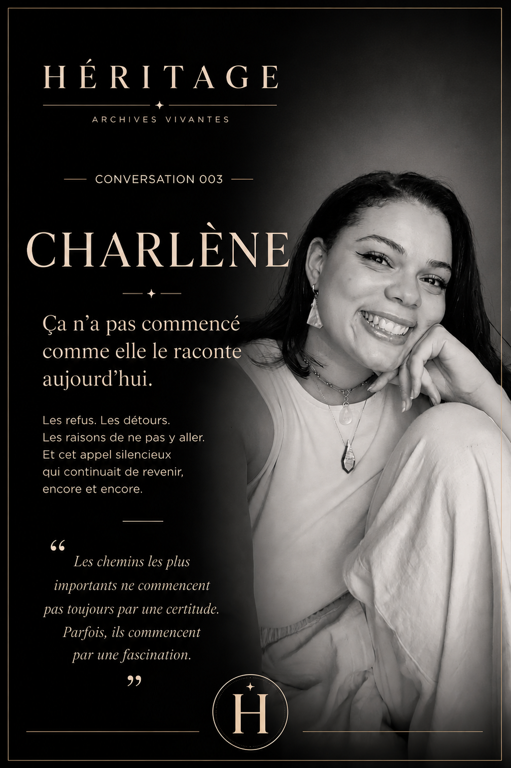 femme élégante devant un miroir dans une ambiance sombre luxe symbolisant visibilité sans ventes et problème de conversion business